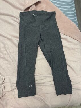 Under Armour Charcoal Grey Capri Leggings